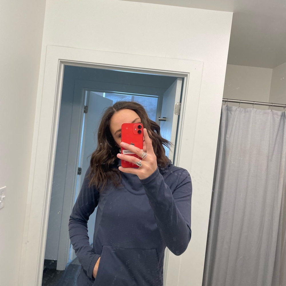 Lolë Hoodie